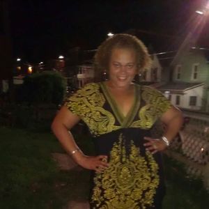 Meet your Posher, Alba